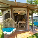 Camp & - La Caravella