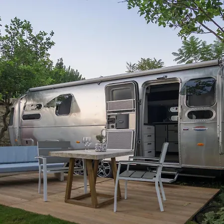 Camp & - La Caravella *
