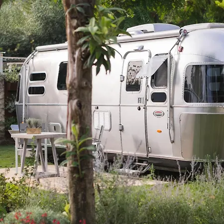 Camp & - La Caravella Προτσίντα