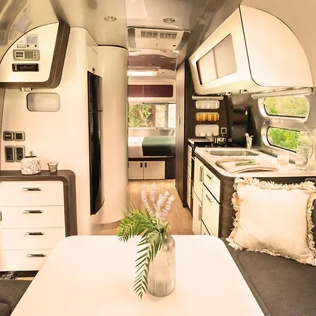 Camp & - La Caravella