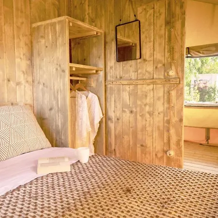 Camp&resort *