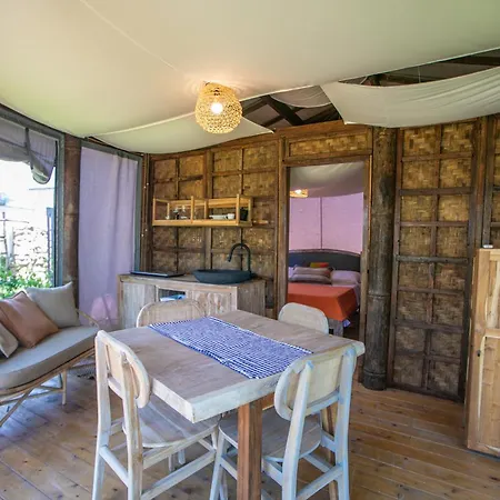 Camp & - La Caravella Campingplatz