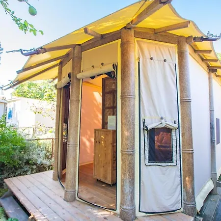 Camp & - La Caravella Campingplatz *