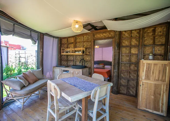 Camp & - La Caravella Campingplatz